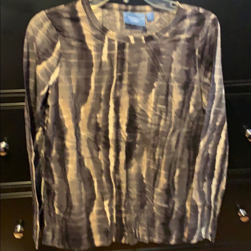 Grey tie dye long sleeve tshirt